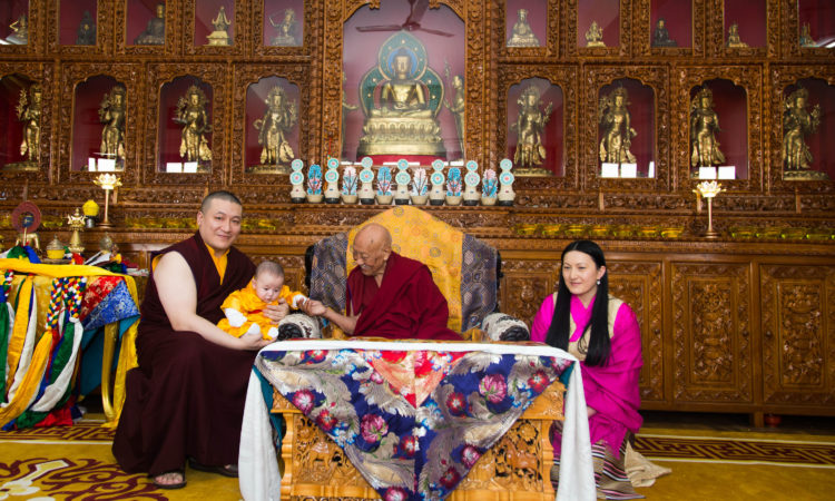 H.E. Kyabje Dorje Chang LUDING KHENCHEN RINPOCHE PRESIDED OVER THE HAIR-CUTTING CEREMONY OF THUGSEY-LA